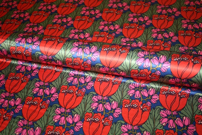 'Tudor Fields A' Liberty Silke