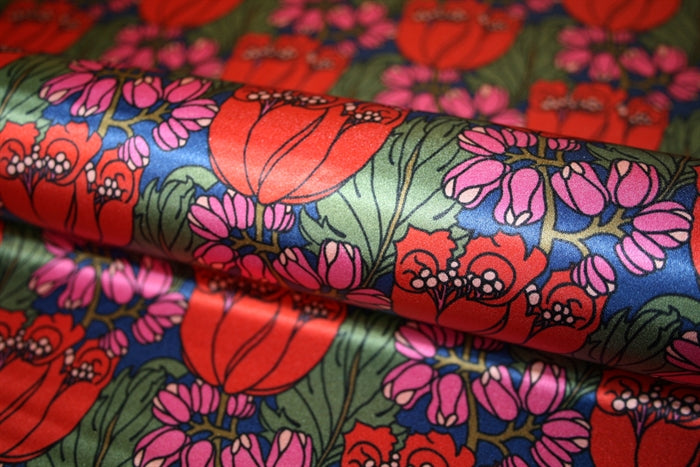 'Tudor Fields A' Liberty Silke