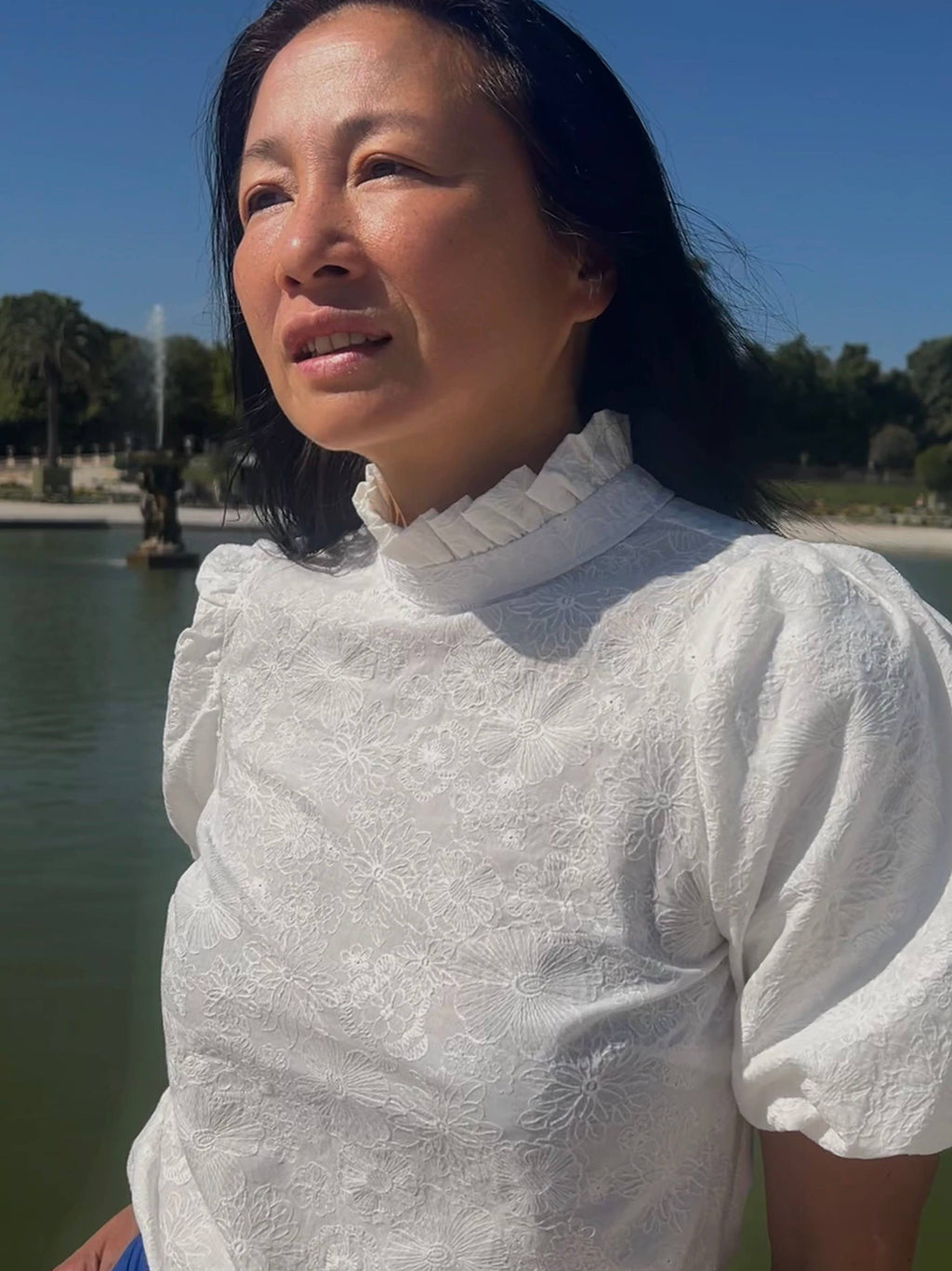 Stella - broderie anglaise i 100% bomuld