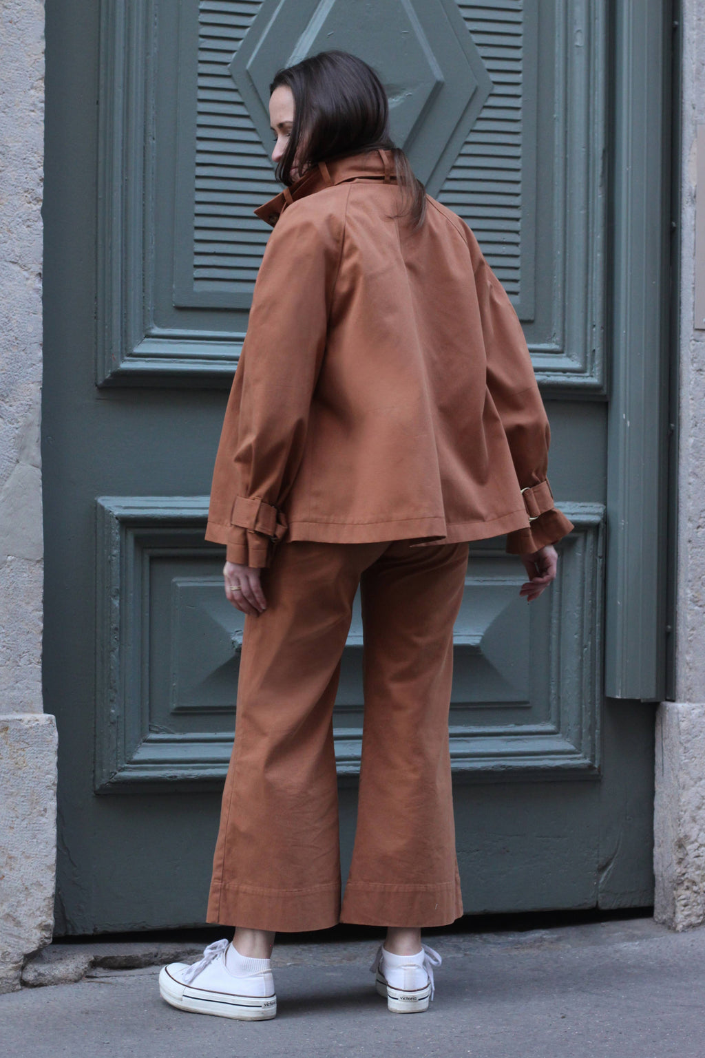 Luce - symønster til trenchcoat (str. 34-52) | Cha’ coud