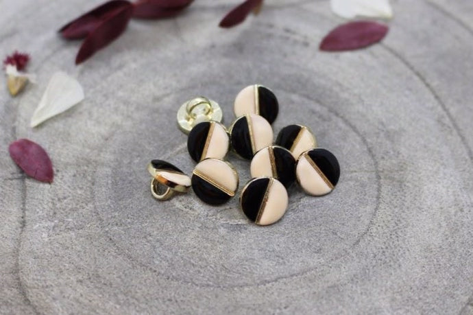 Wink Button (B/PW)