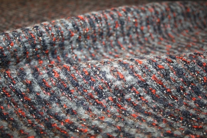 1,75 m. bouclé
