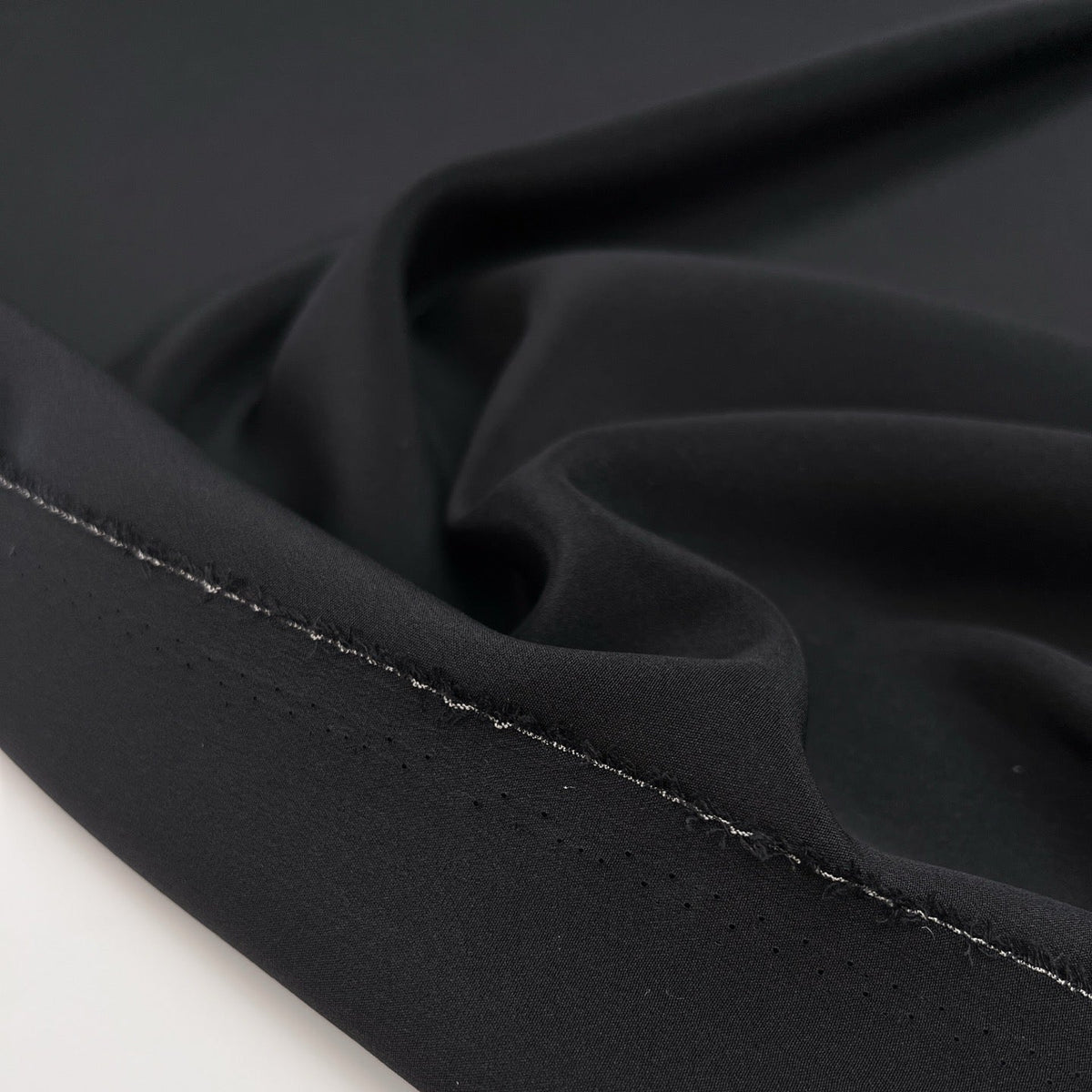 Crepe Noir - 100% silke