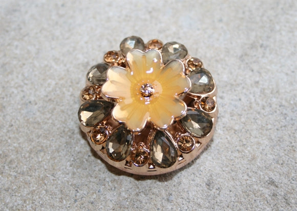 'Clover Yellow' 38 mm. knap