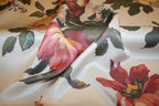 Liberty Fabrics Stately Kristina i satinviskose med store blomster og glans