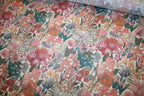 Liberty Tana Lawn Greenhouse Tropic med tropisk blomsterprint i koral, pink, orange, teal, lavendel og grøn