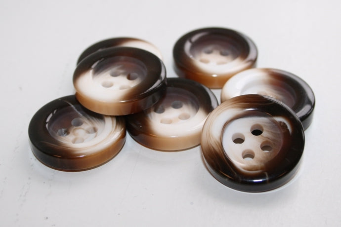 Knap brun 22 mm.