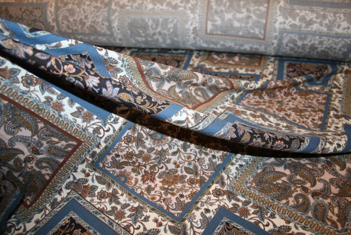 'Piazze Paisley' Viscose