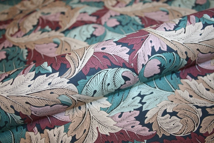 William Morris 'Acanthus Dusk' Bomuld