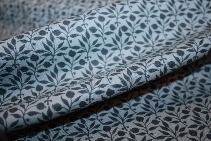 William Morris 'Rosehip Indigo' Bomuld