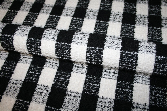 'Chess' Bouclé