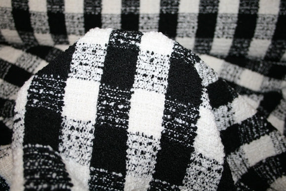 'Chess' Bouclé