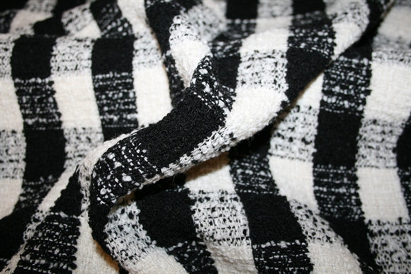 'Chess' Bouclé