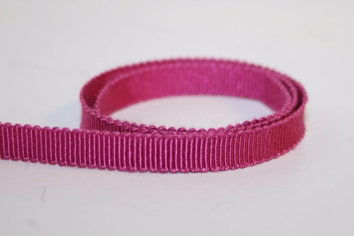 MAGENTA grosgrain 7 mm.