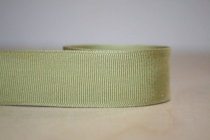 LIME grosgrain 25 mm.