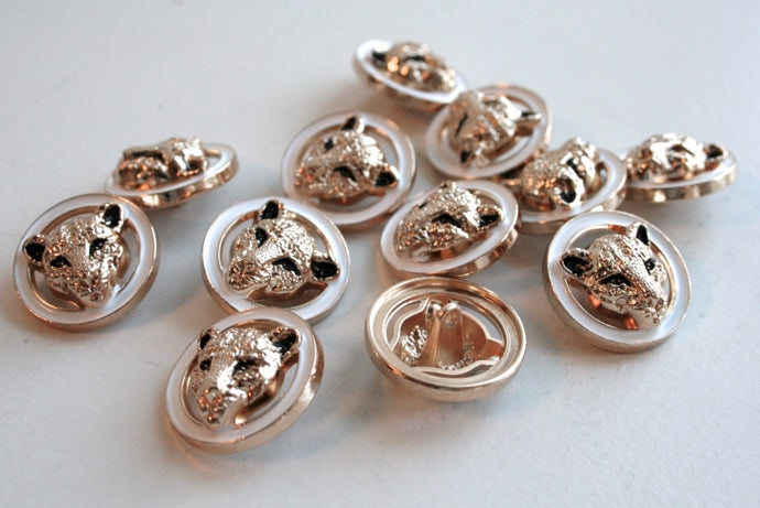 Lion Blanche 23 mm.