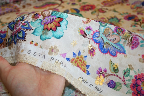 'Paisley Oro' Silke