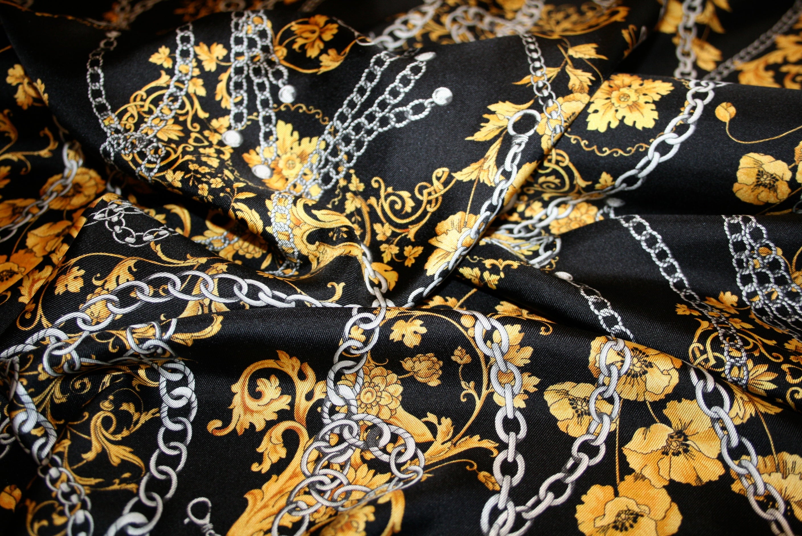 'Catena Noir Twill' Silke