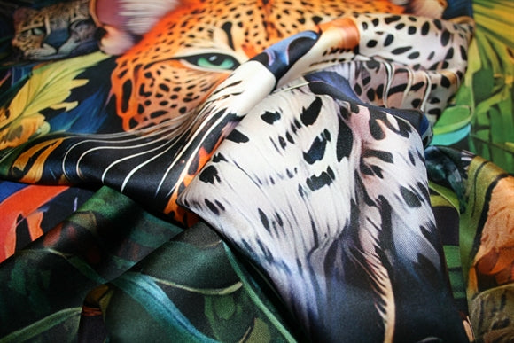 'Scarf Cheetah' Silke