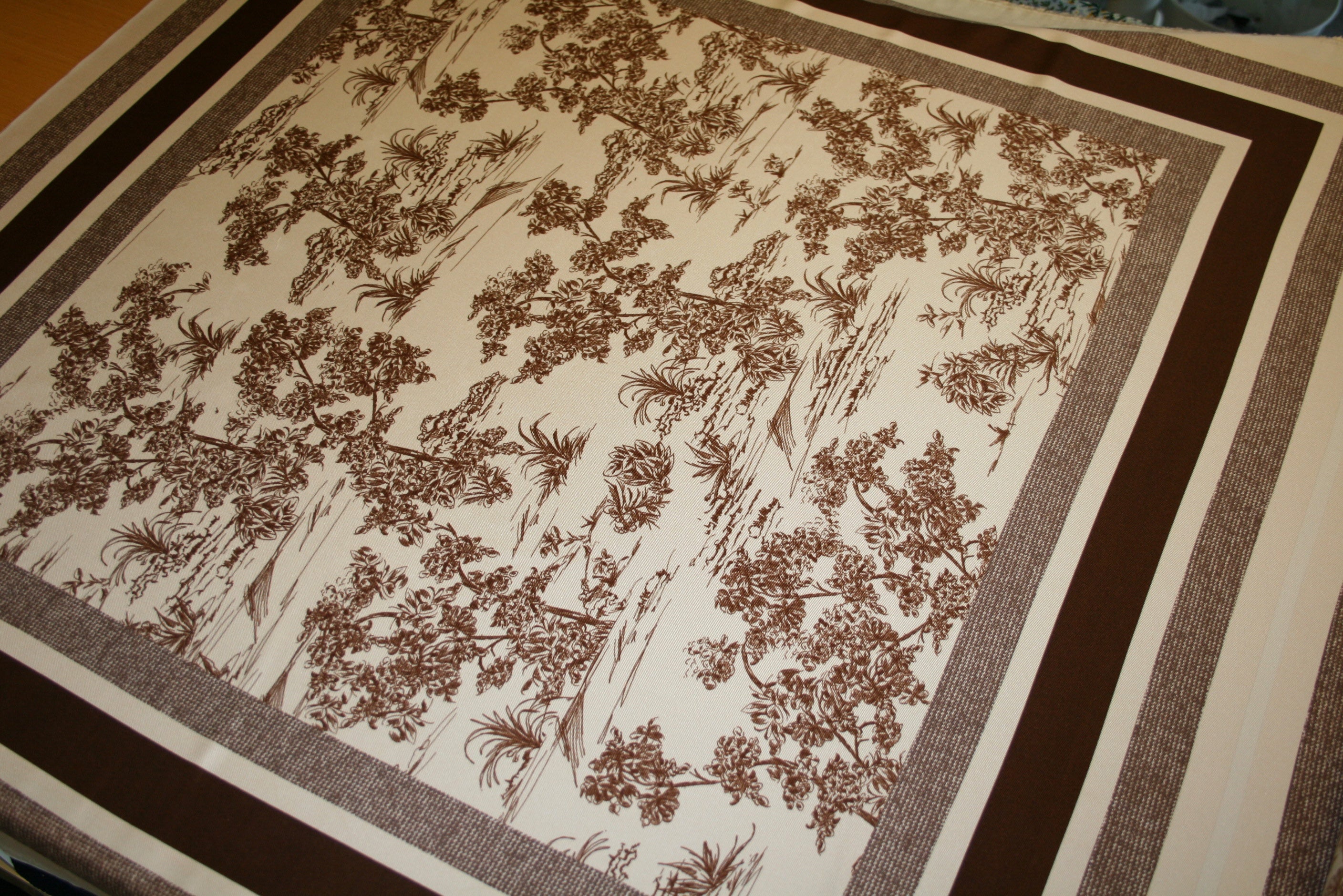 'Scarf Foulard Marrone' Silke