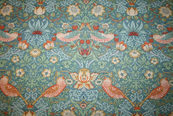 William Morris 'Strawberry Thief Marine' Bomuld
