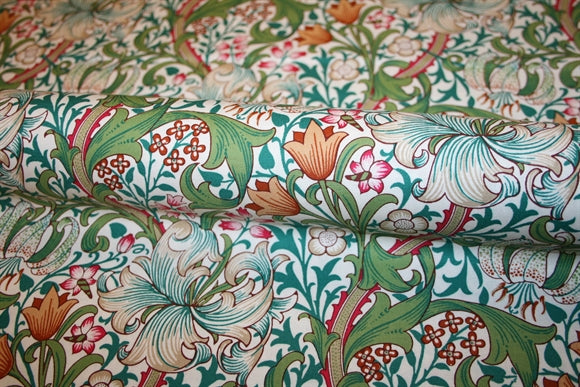 William Morris 'Golden Lily Fuchsia' Bomuld