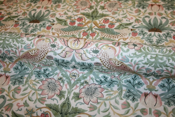 William Morris 'Strawberry Thief Olive' Bomuld