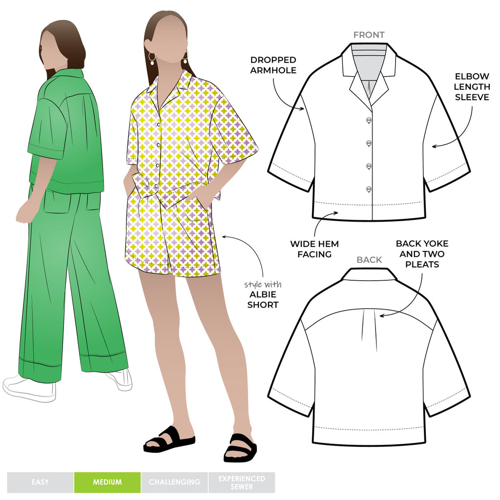 Stregtegning af Albie Woven Shirt fra Style Arc med kort boxy pasform, åben skjortekrave og albuelange ærmer