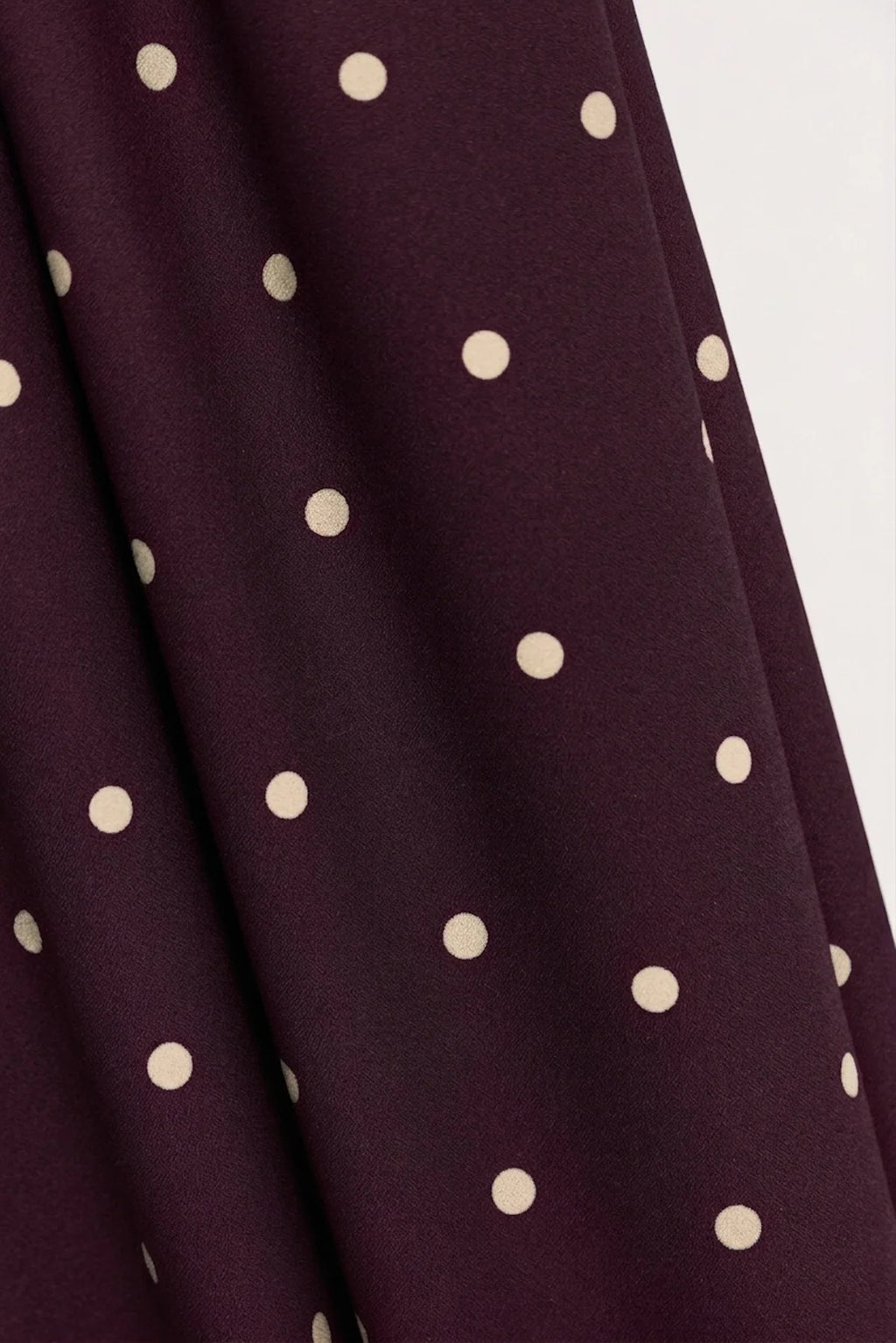 Jolly Dots Mulberry - ECOVERO™ Viskose