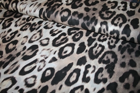 Viscose med leo print